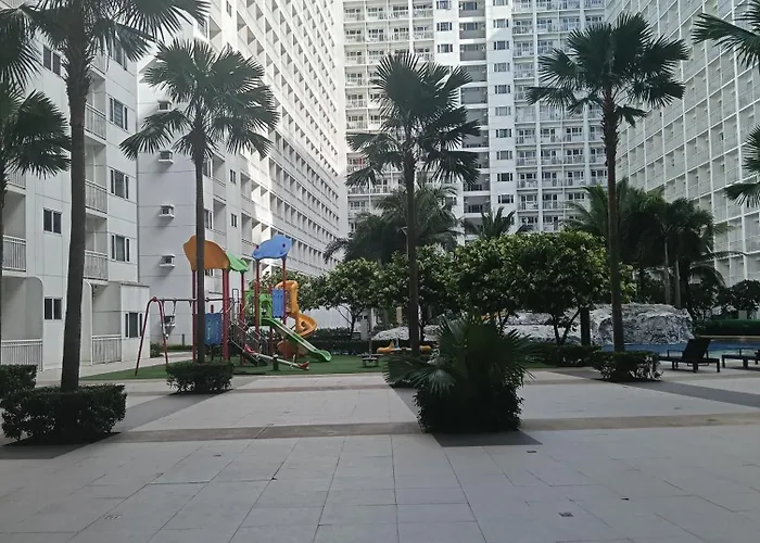Shore Staycation With Two Beds Manila