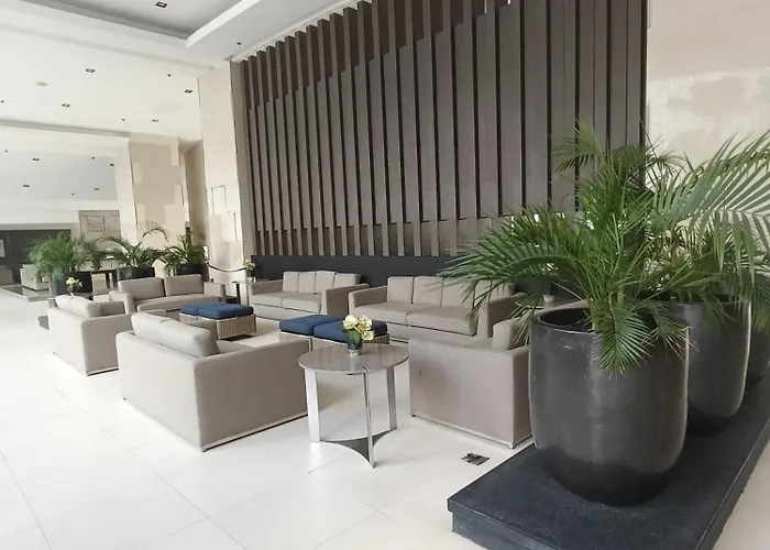 Aparthotel Shore Staycation With Two Beds Manila